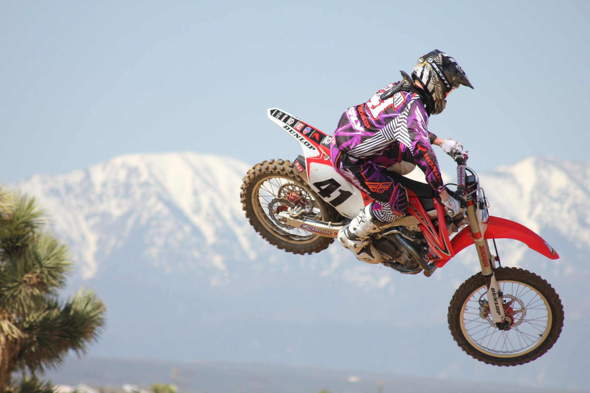 Vidéo : Trey Canard en outdoor
