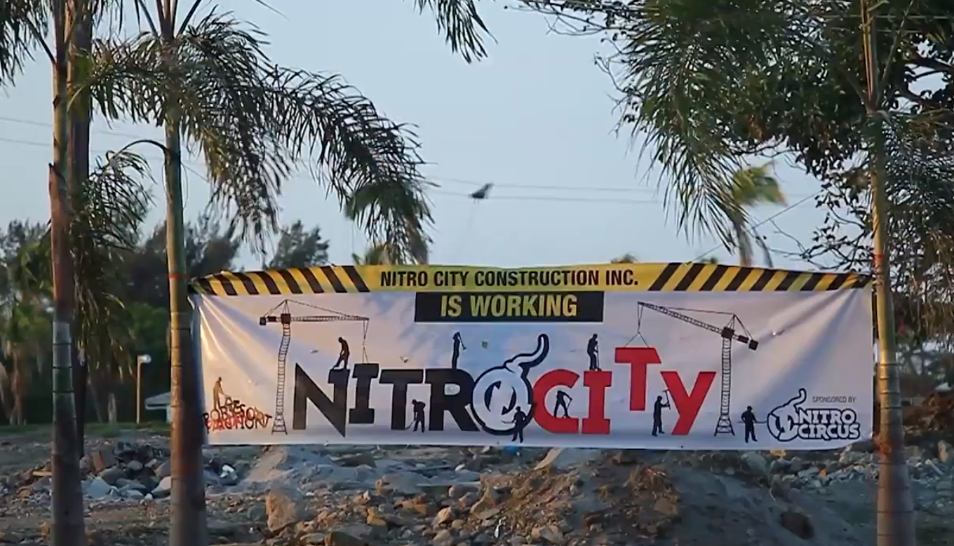 Bienvenue sur l'île de Nitro City