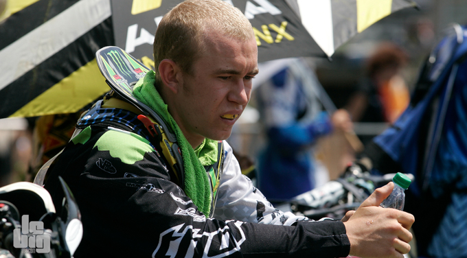 Blake Baggett se blesse aussi...