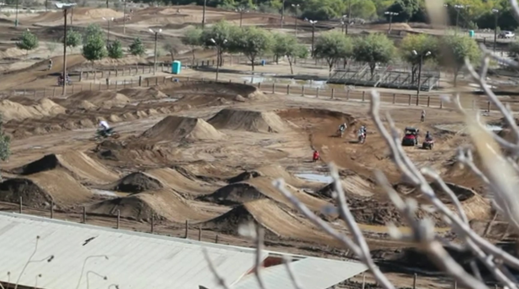 Du SX sur le circuit de Milestone