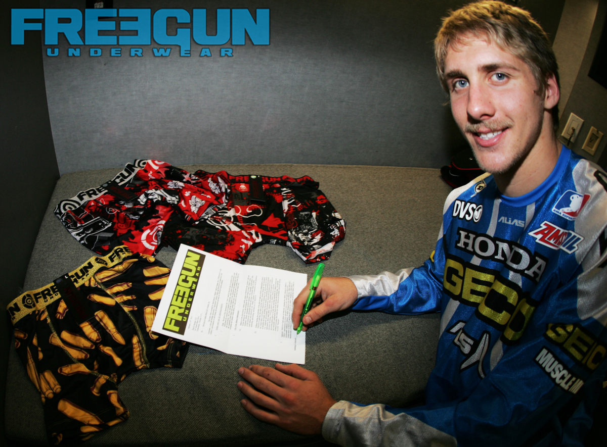 Justin Barcia signe avec Freegun
