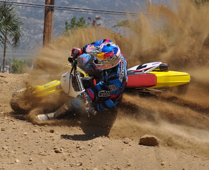Le son de la Suzuki de Stewart