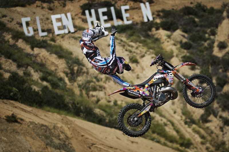 X Fighters : Tom Pages bien placé