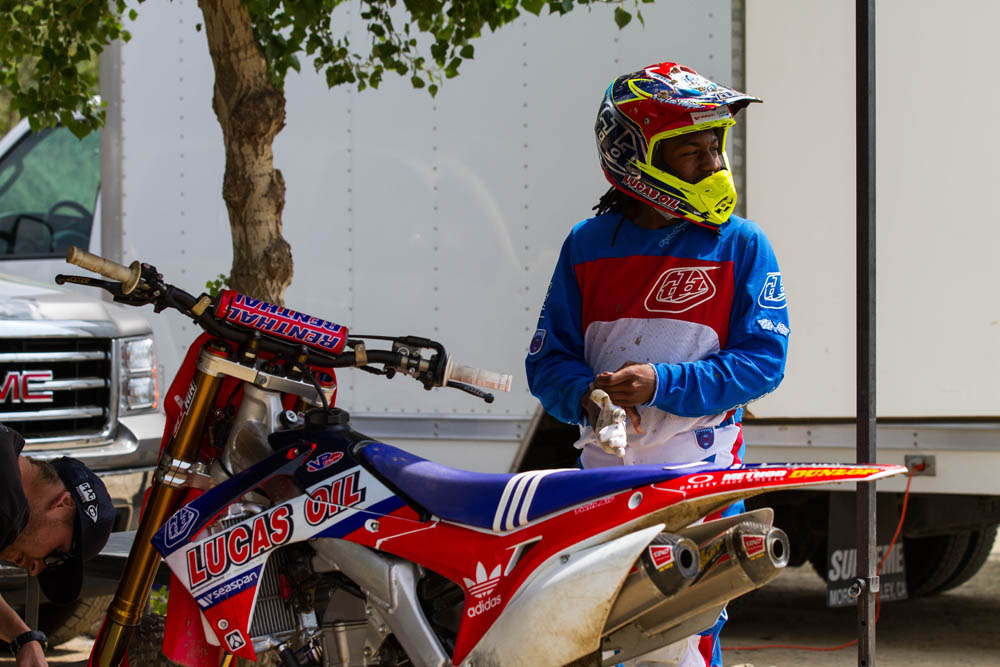 Malcolm Stewart chez Troy Lee Designs ?