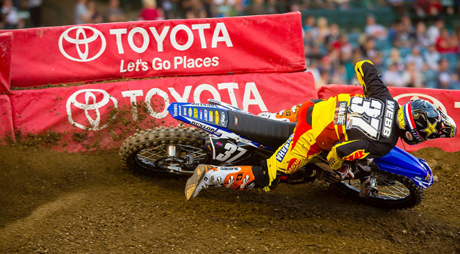 La chute de Cooper Webb (Oakland)