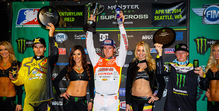 Cole Seely ne lâche rien...