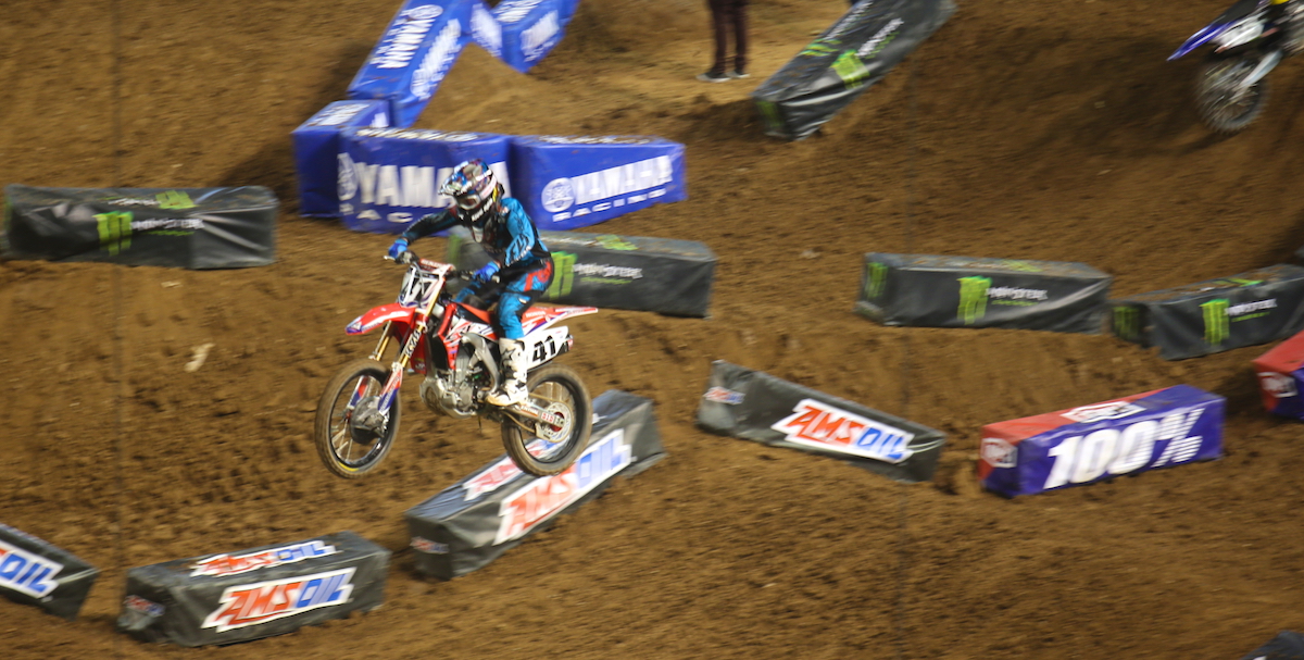 Un tour chrono avec Trey Canard