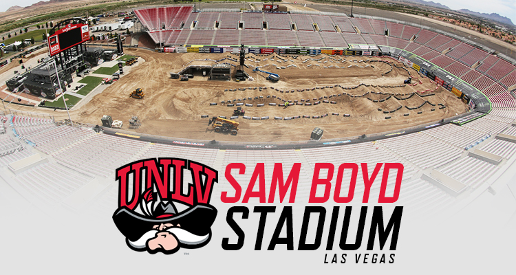 Sur le toit du stade Sam Boyd