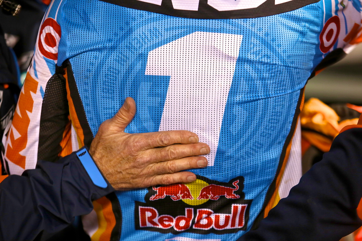 SX Oakland : « sans paroles »