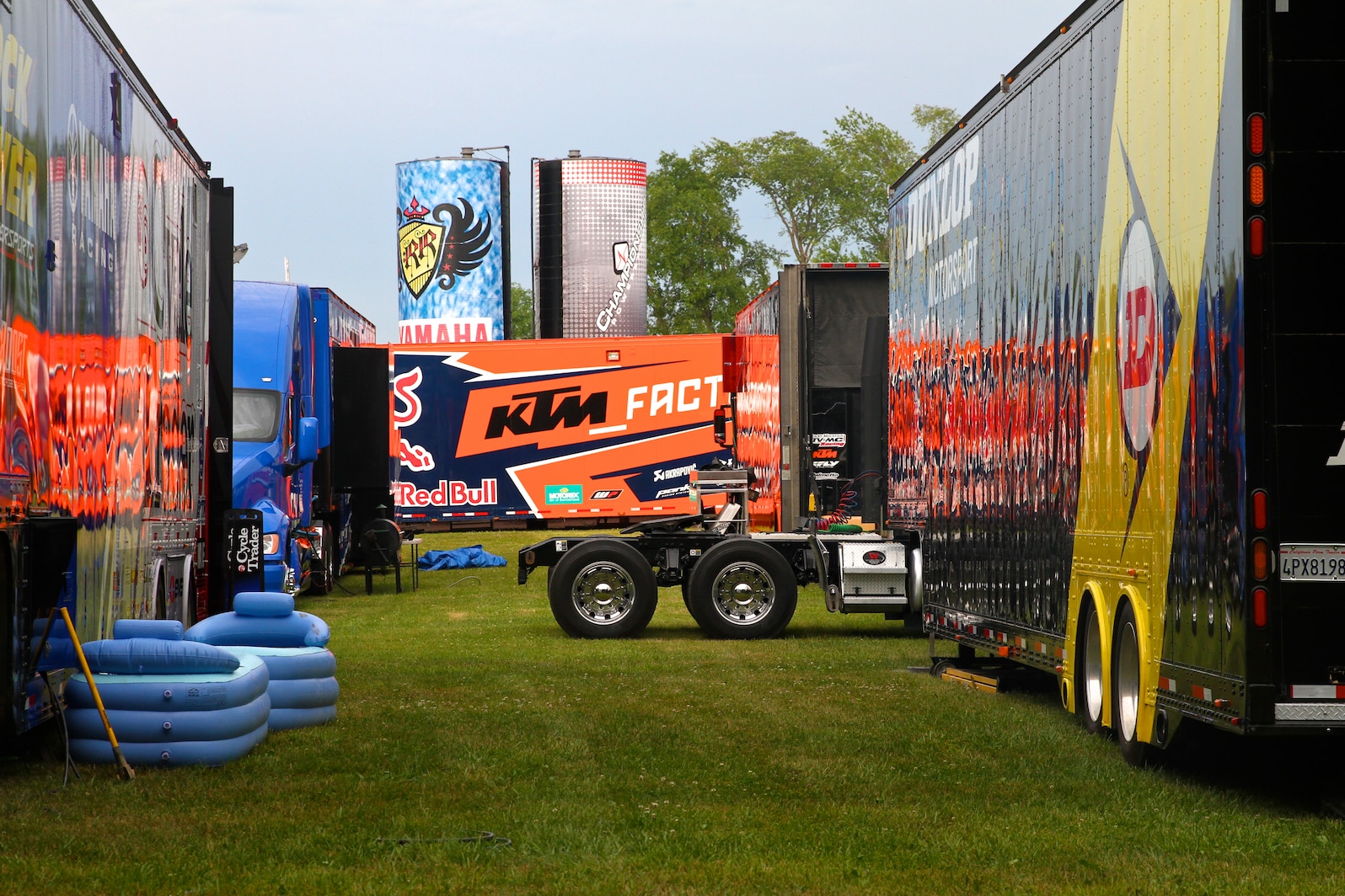 Dans les pits de RedBud