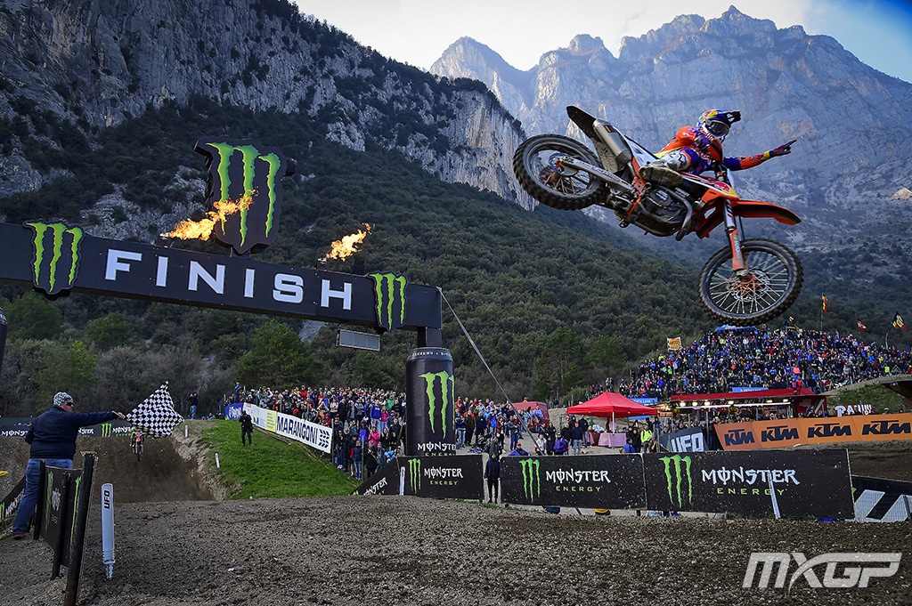 Encore un doublé pour KTM...