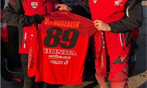 Van Horebeek signe chez SR