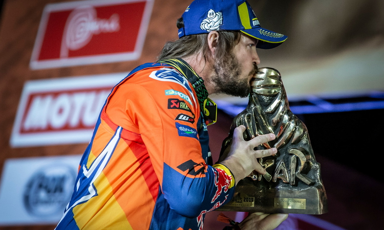 Une 18ème victoire pour KTM