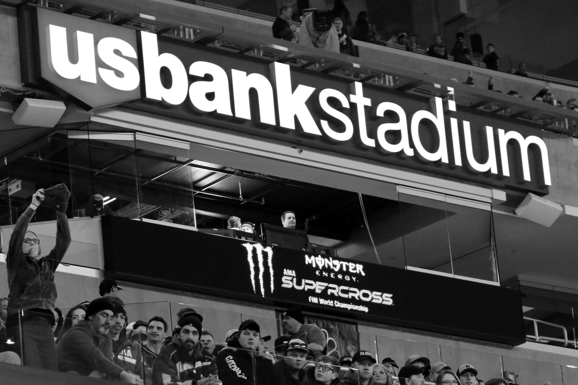 Le SX de Minneapolis en noir et blanc