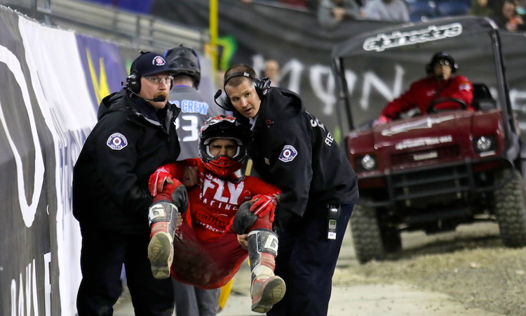 Lamay remplace Justin Brayton