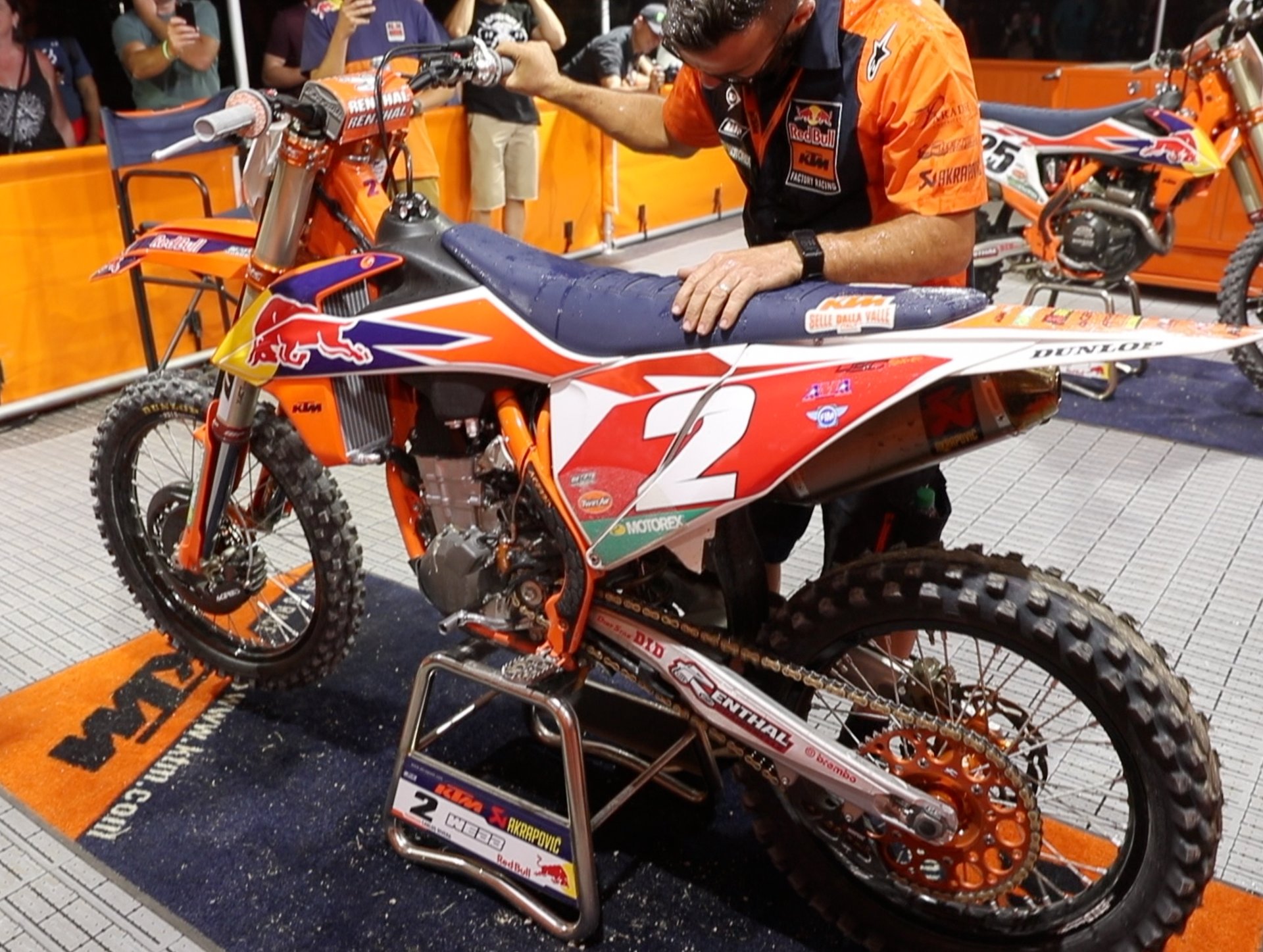 La KTM de Webb est très solide...