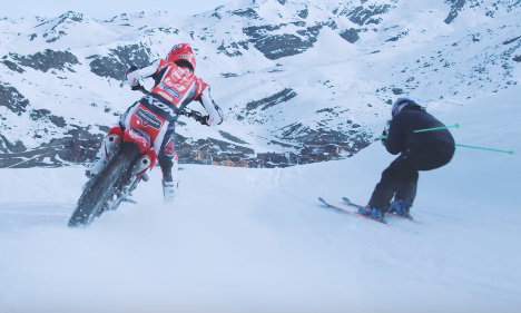 Moto Vs Ski à Val Thorens...