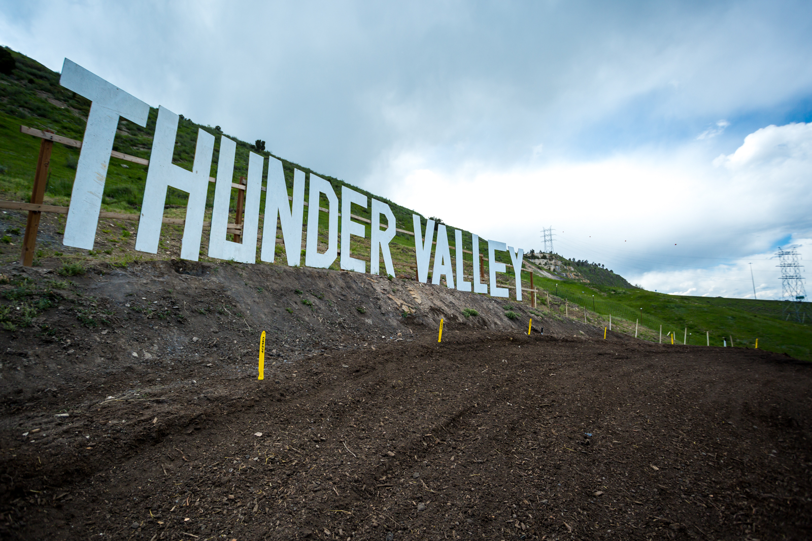 Vendredi à Thunder Valley ("press day")