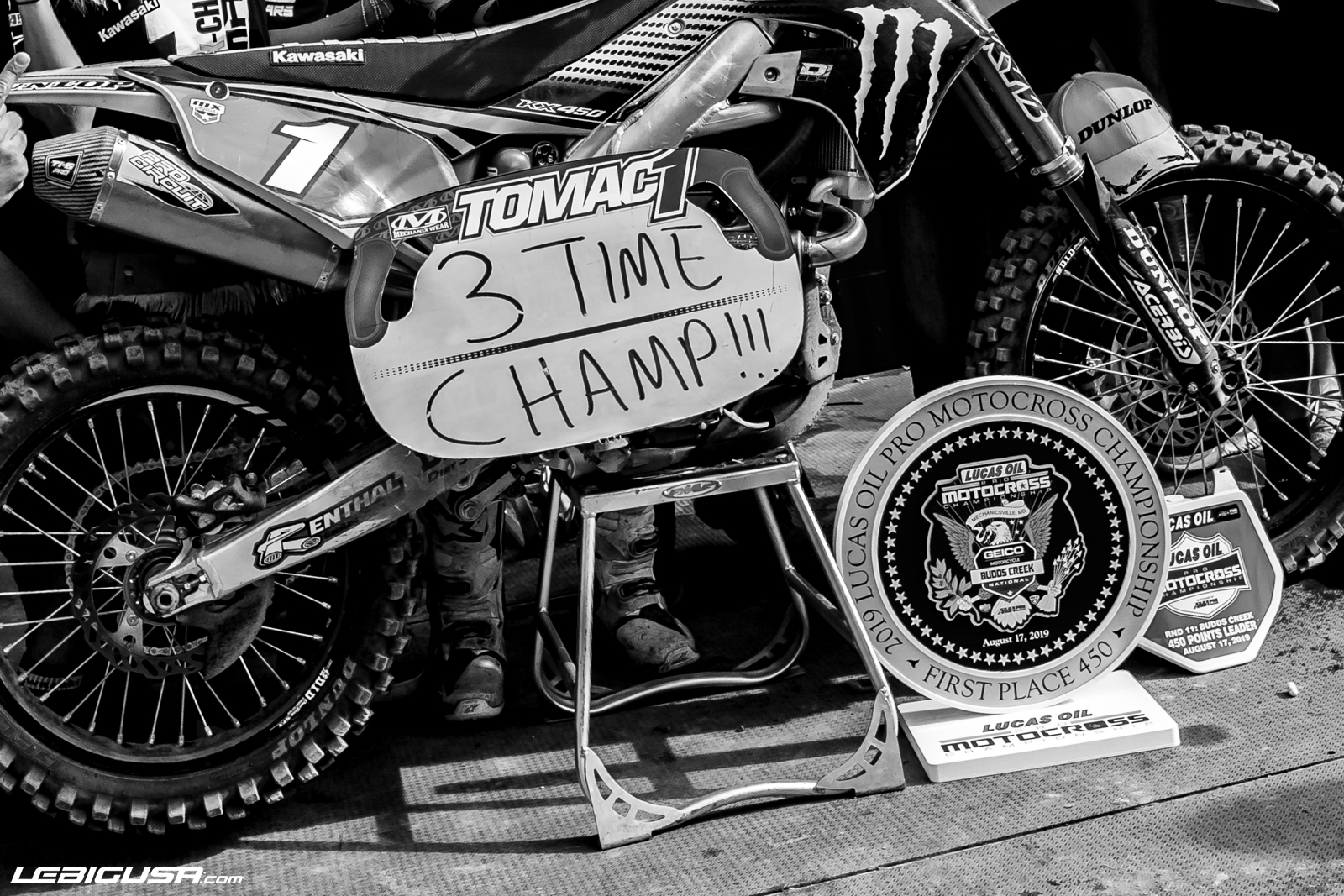 Le 3ème de Tomac en noir et blanc