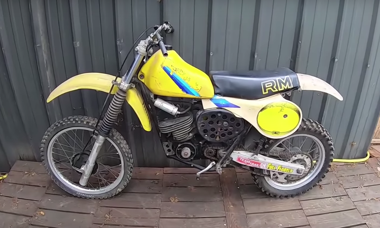 La Suzuki RM 465 de Lucien (1)