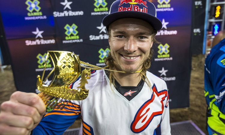 Levi Sherwood raccroche les bottes