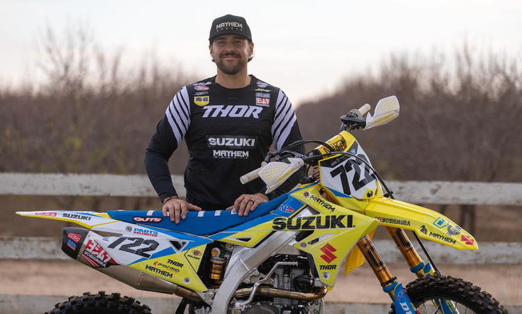 Adam Enticknap forfait à St Louis