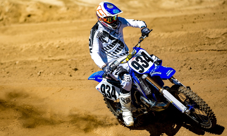 DV remonte en selle sur sa YZ 250