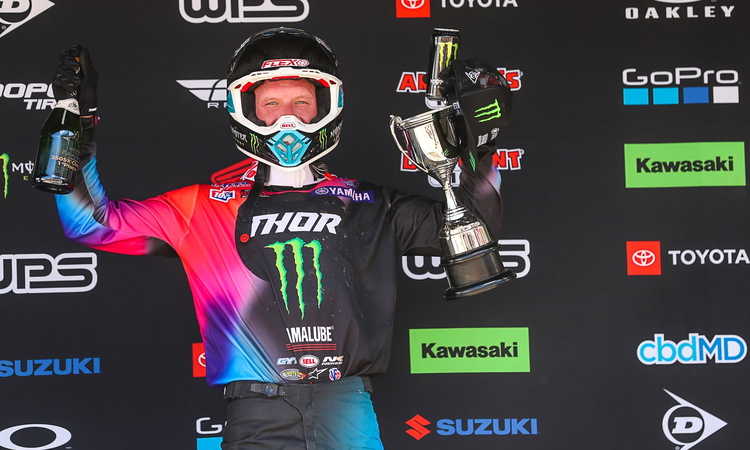 Shane McElrath donne le tempo