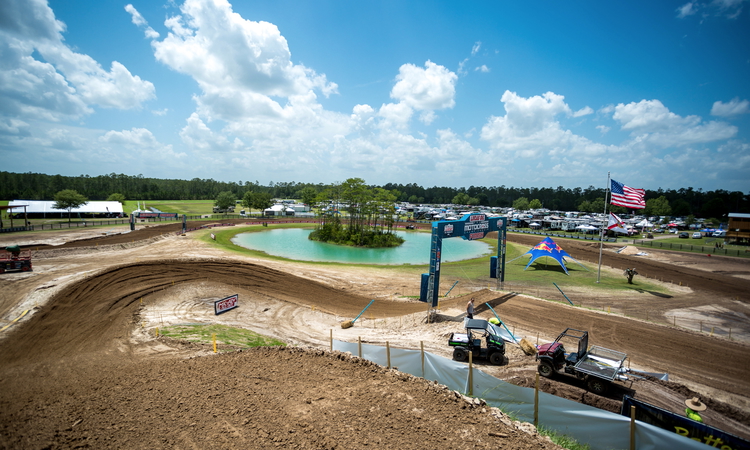 L'outdoor confirmé à Jacksonville