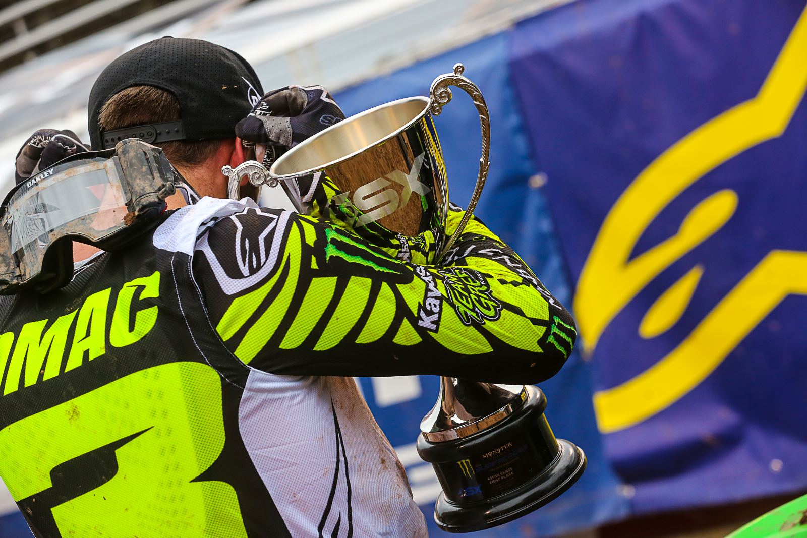 Tomac et Webb au-dessus du lot