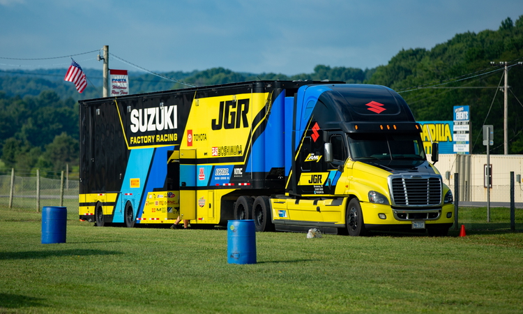 JGR MX met la clef sous la porte