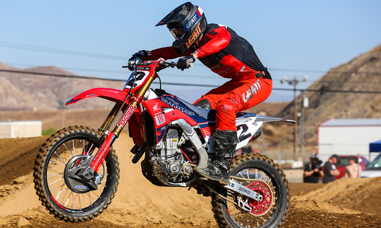 Shane McElrath sur la Honda MC