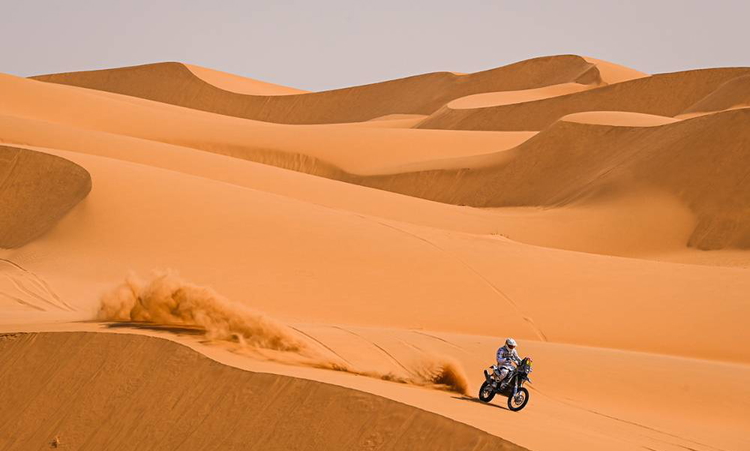 Dakar 2021 : Xavier De Soultrait prend la tête