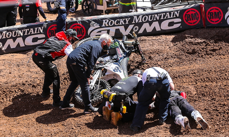 Martin Davalos annonce sa retraite