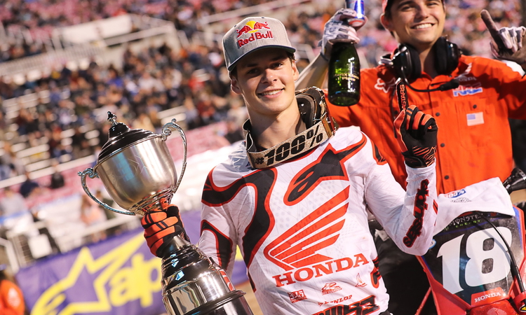 Jett gagne, Colt et Justin sont champions