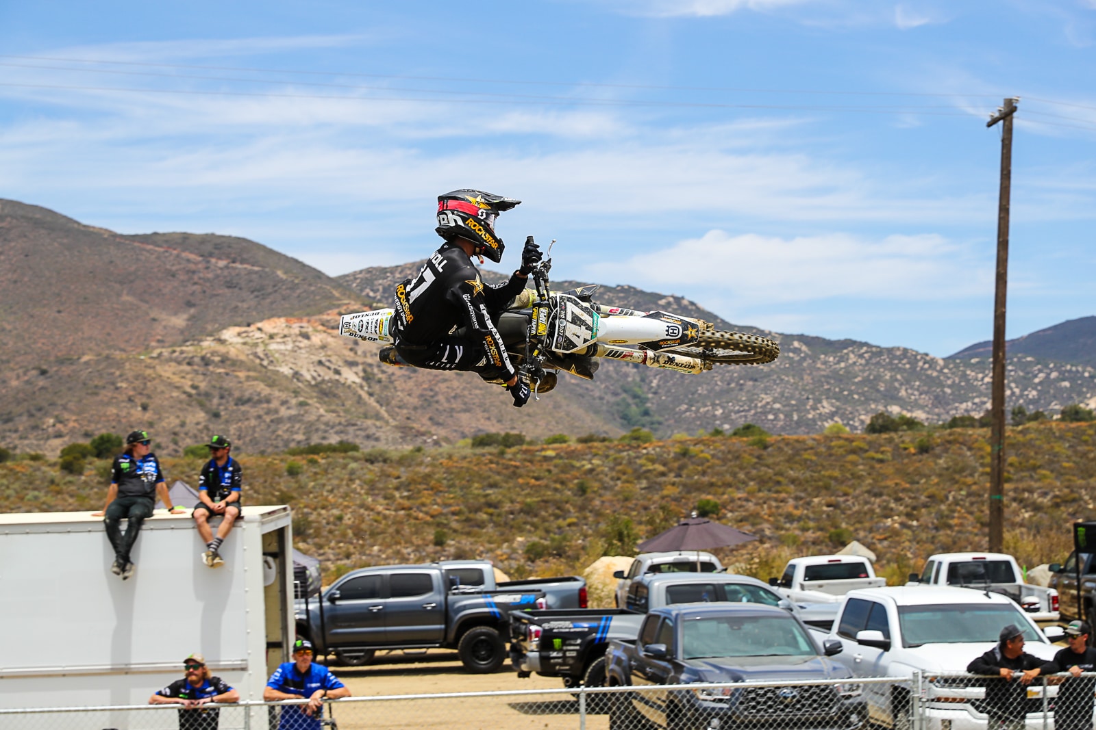 « Press Day » Fox Raceway : « whips ? »