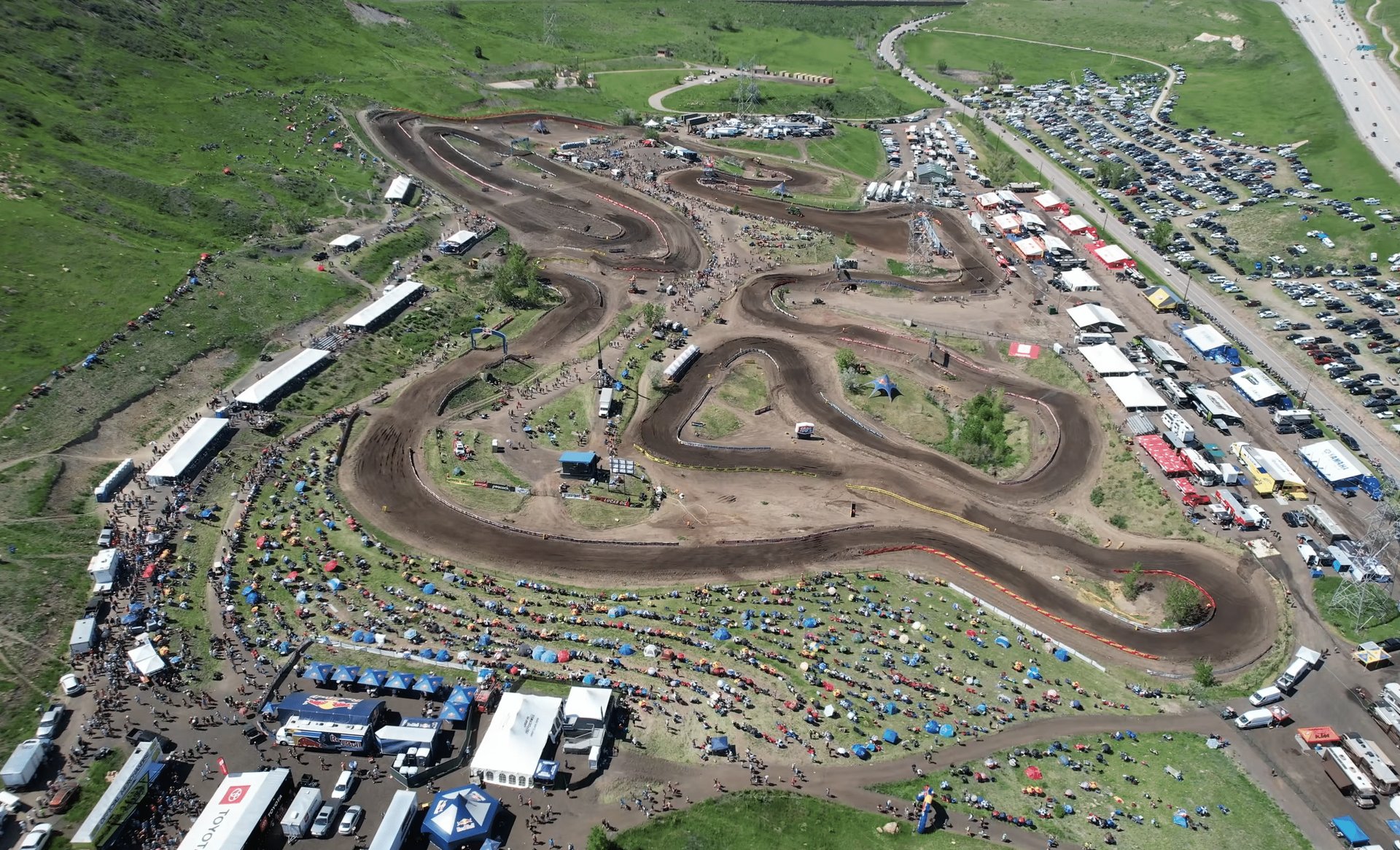 Dans le ciel de Thunder Valley...
