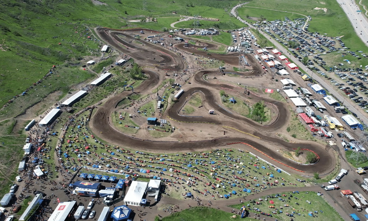 Dans le ciel de Thunder Valley...