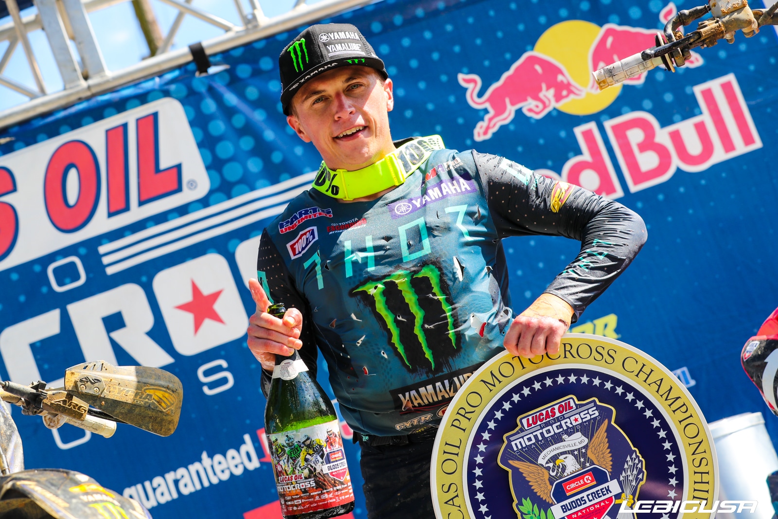 Jeremy Martin joue les trouble-fêtes