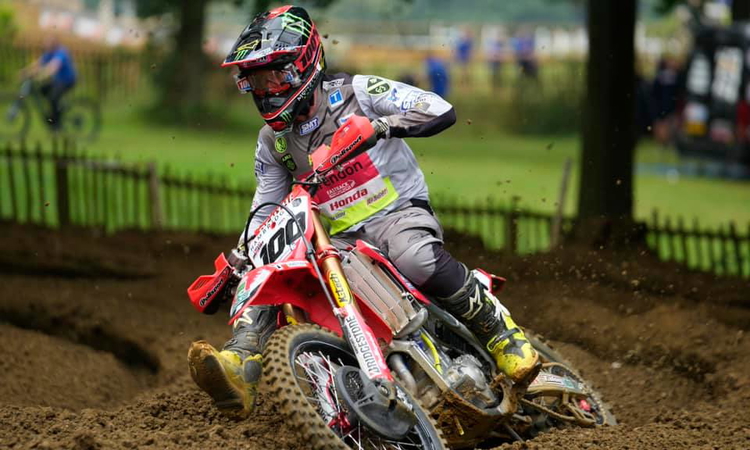 Tommy Searle en tête du MX britannique