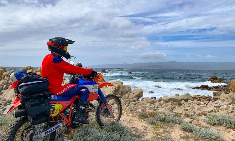 À travers la Corse en Honda XR 600...
