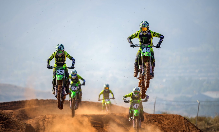 Les pilotes Pro Circuit en action (photos)