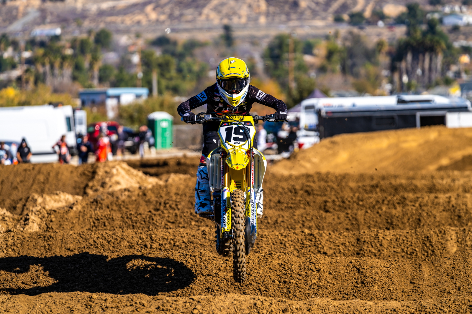 L'équipe Suzuki HEP avant Anaheim 1...