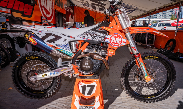 La KTM SX-F 450 de Joey Savatgy