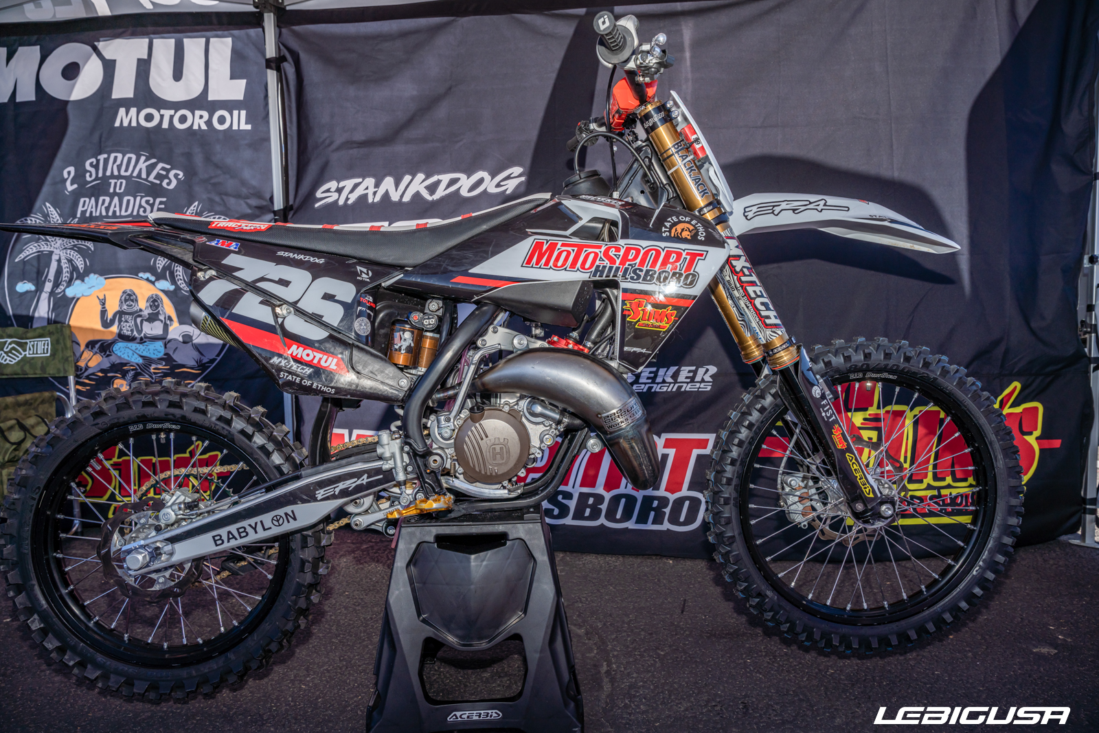 La Husqvarna TC 125 cm3 de Gared Steinke