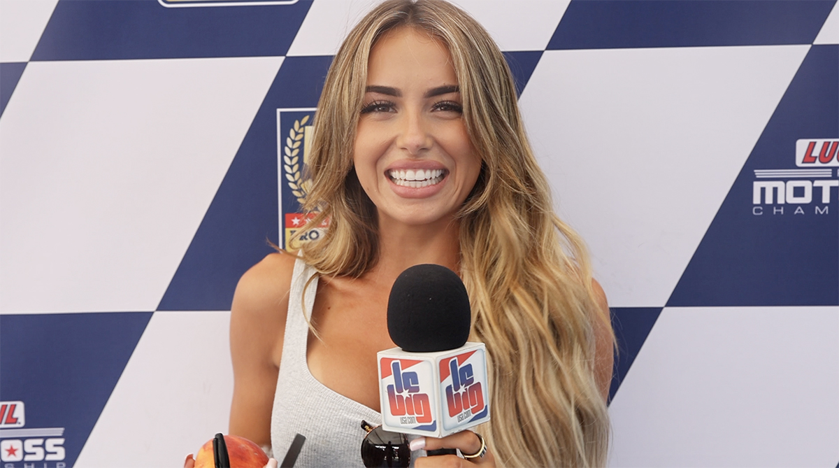 Mme Anderson : « c'est juste du motocross »