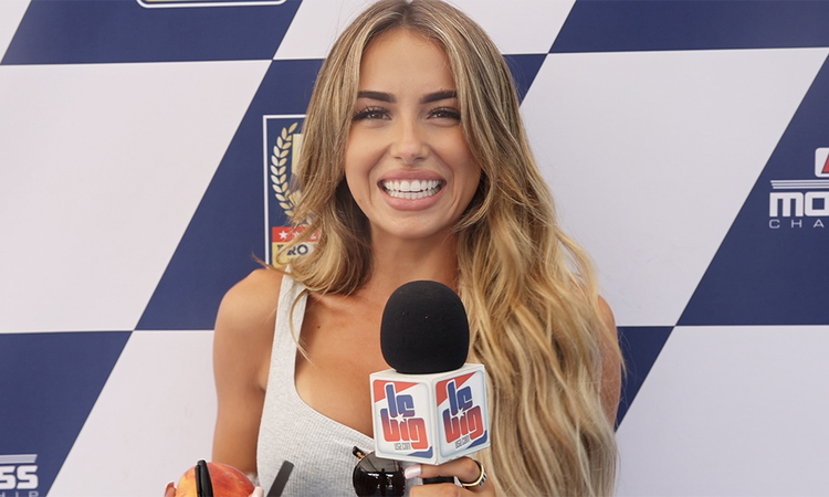 Mme Anderson : « c'est juste du motocross »