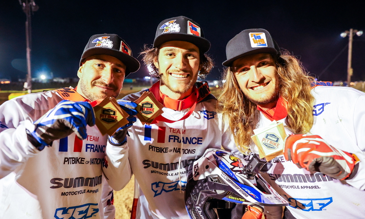 L'équipe de France 3ème au PitBike des Nations