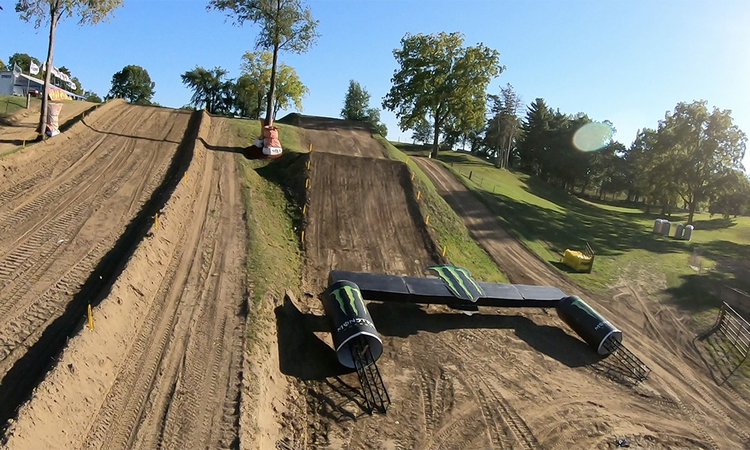 La piste des Nations en drone (qui va bien)
