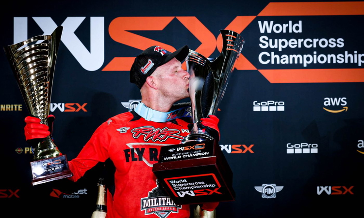 Shane McElrath est Champion du Monde SX2